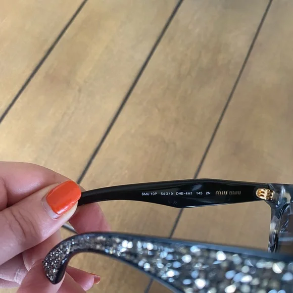 Miu Miu sunglasses with Swarovski Crystals - Picture 5 of 5